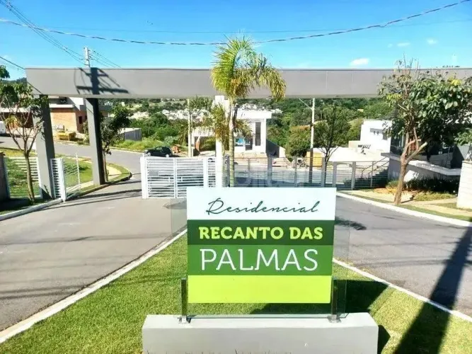 Terreno à Venda no Loteamento fechado Recanto das Palmas em Vinhedo, interior de São Paulo