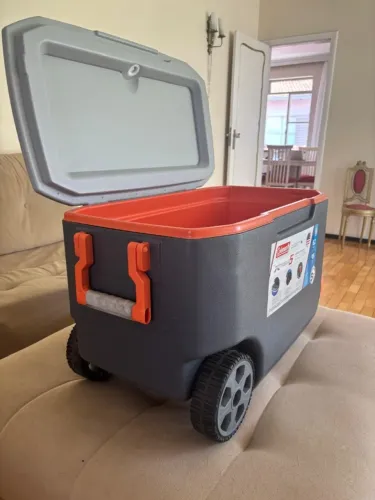 Cooler novo 58,7 l