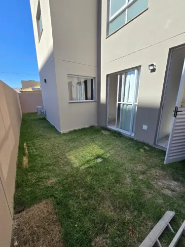 Quintal enorme - Porto Canoa - apartamento de 2 quartos