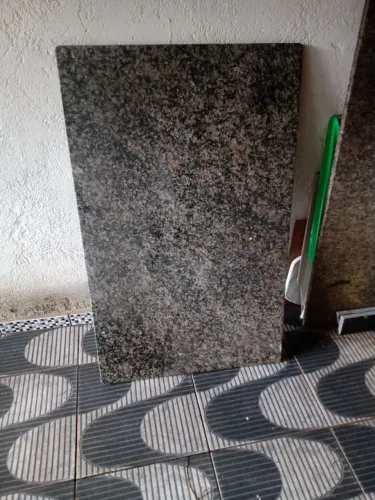 Tampo de mesa granito