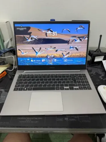 SAMSUNG E30 8gb 500gb