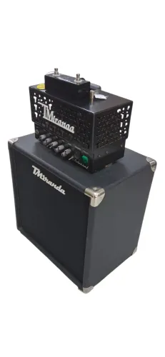 Amplificador T Miranda Cabeçote Colossal15w Com Foot Preto 127/220v 