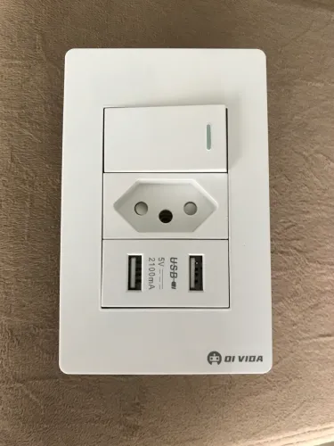 Caixa tomada USB interruptor Produto NOVO
