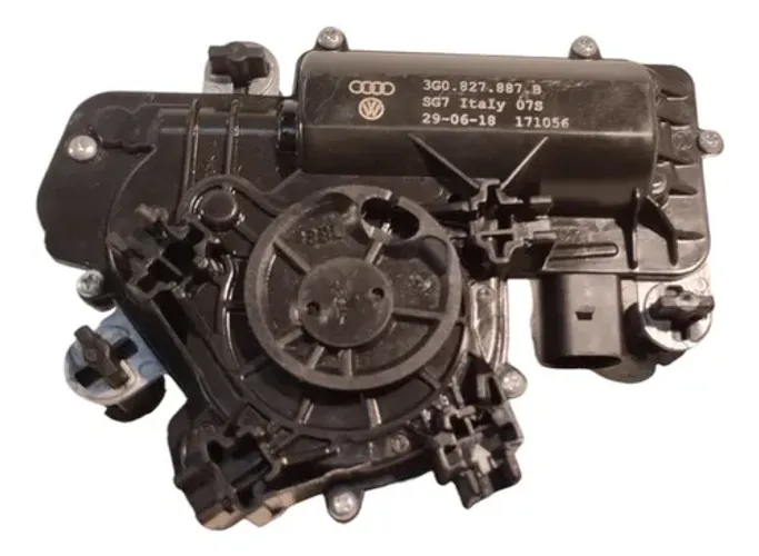 Motor Atuador Tampa Traseira Volkswagen Passat B8 2017 2018 