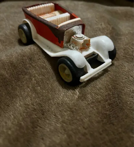 Antiga Miniatura Calhambeque