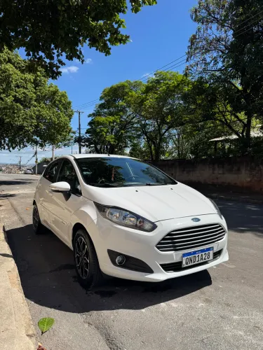 Ford Fiesta SE 1.6 16V Flex 5P 2017(Impecável)