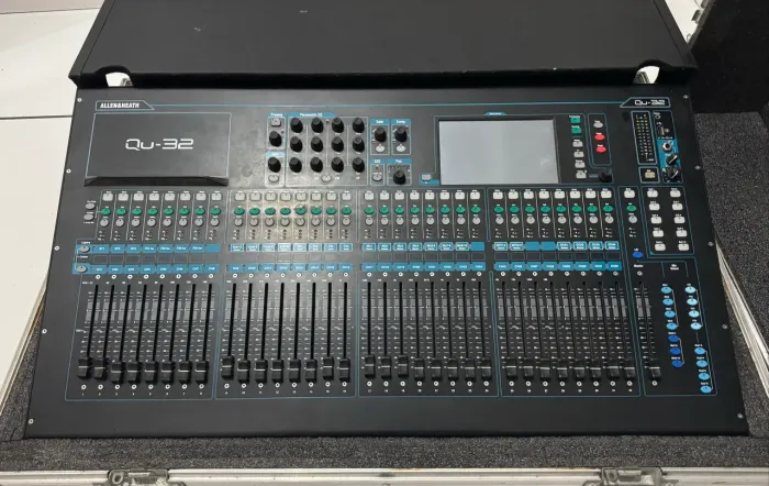 Mesa De Som Digital Allen & Heath Qu32