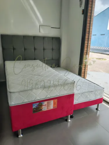 Molas ensacadas nas duas camas, disponível apenas uma unidade à pronta-entrega 