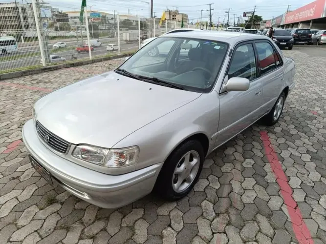 Toyota Corolla XEI 1.8/1.8 Flex 16V Aut. 2000