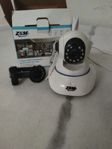 Câmera de segurança Zem com wi-fi inteligente panorâmica com gravação de áudio e de vídeo