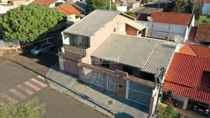 Casa à venda 5 Quartos, 5 Vagas, 260M², Jardim Novo Horizonte, Rolândia - PR
