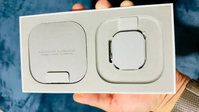 Apple Watch Ultra 2 Black Ocean Band novo