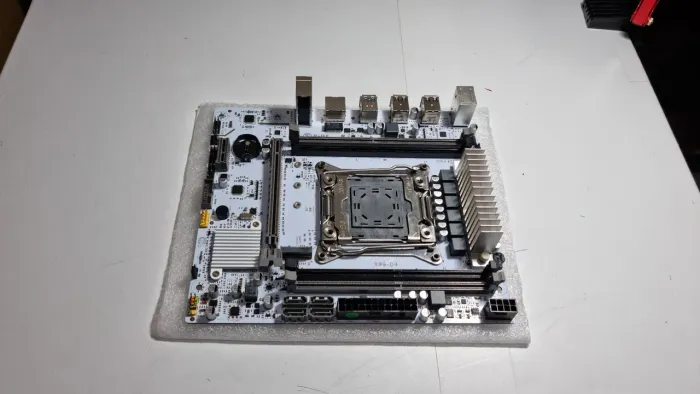 Placa x99 D4 Branca