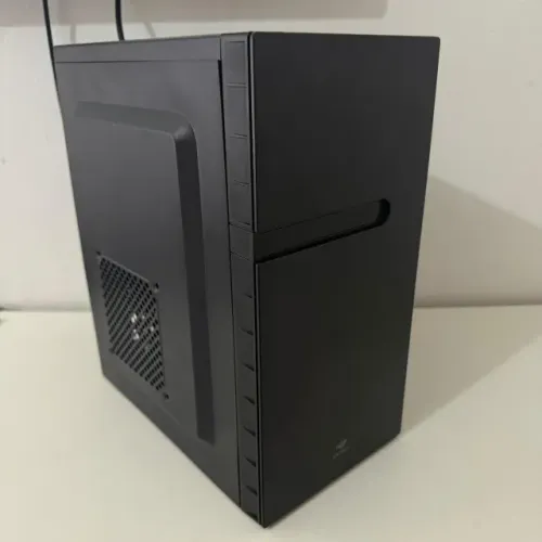 CPU i3 4130 c/ Gabinete Novo + 8Gb DDR3 + SSD 240Gb + Windows 11