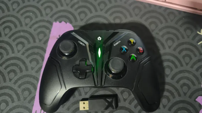 Controle wireless para PC/PS3/SWITCH/E ANDROID.