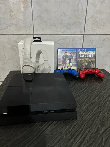 PS4 slim