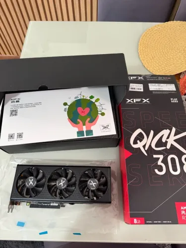 Placa de Vídeo RX 7600 8GB
