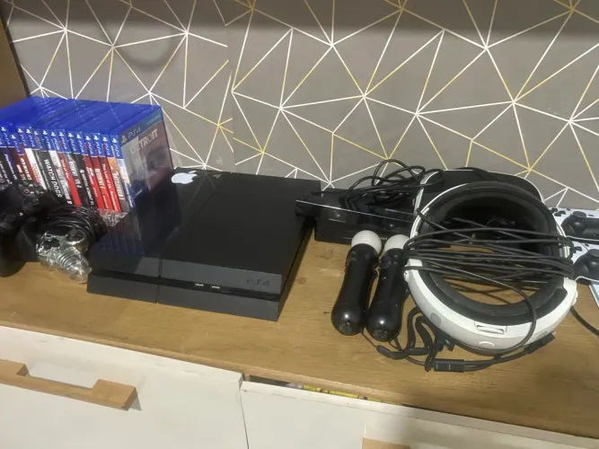 PlayStation 4