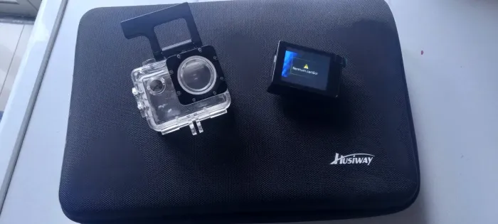 Camera HD mais itens na case Ceilândia retirada 