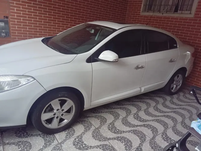 Renault Fluence Sed. Dynamique 2.0 16V Flex Aut. 2014