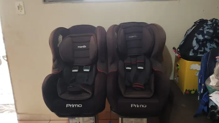 Vendo 2 Cadeirinha Para Crianças em bom estado