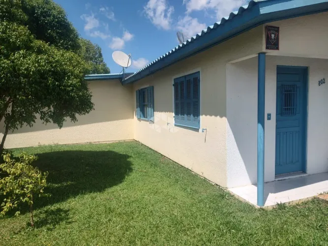 Casa de 2 quartos e vaga de garagem no centro de Vacaria