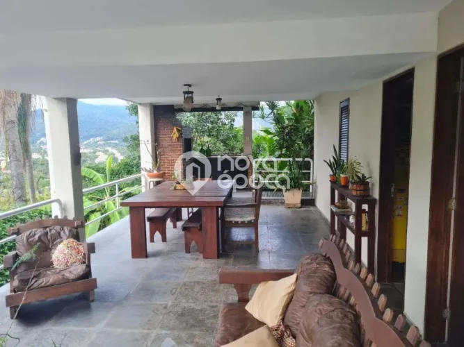 Itaipu | Casa 4 quartos, sendo 2 suites