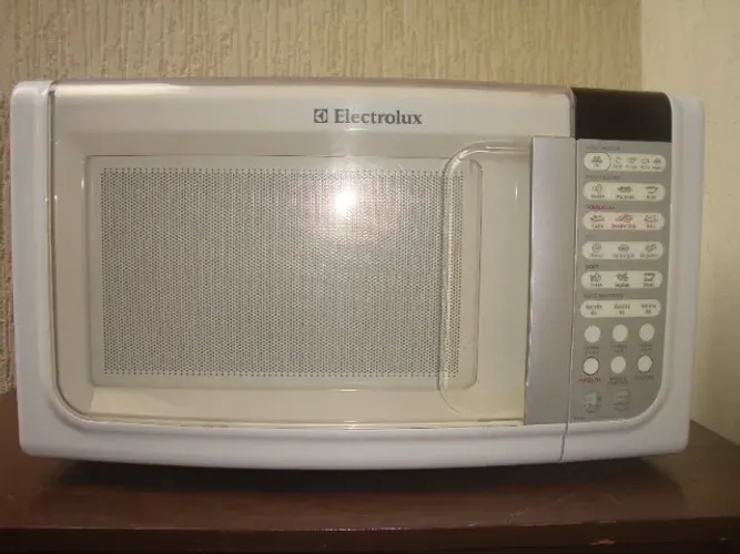 Microondas Electrolux 23 litros