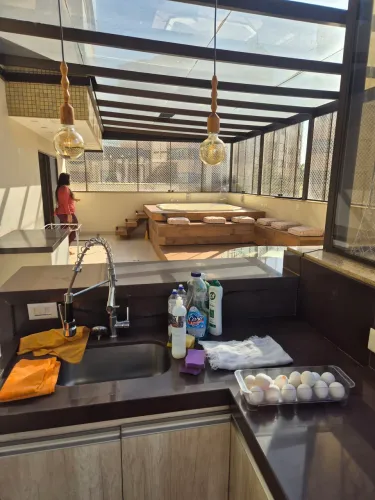 Apartamento c/Churrasqueira e Piscina
