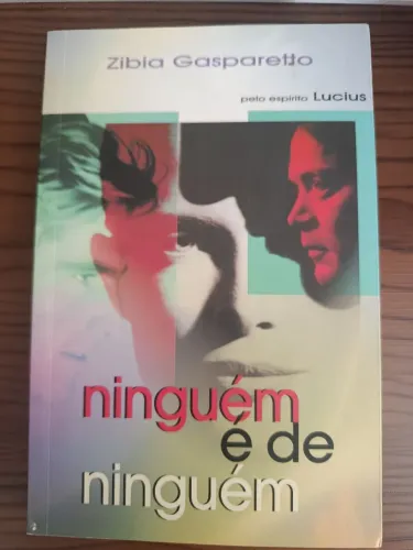 Livro Ninguém é de ninguém