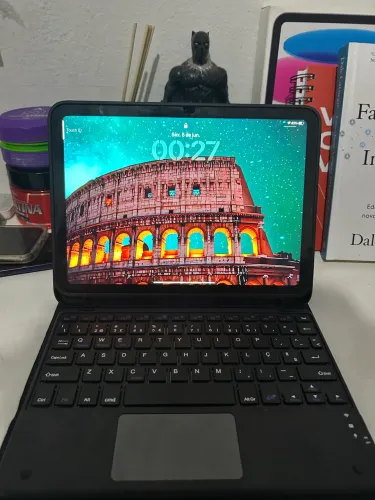 iPad 11 semi-novo