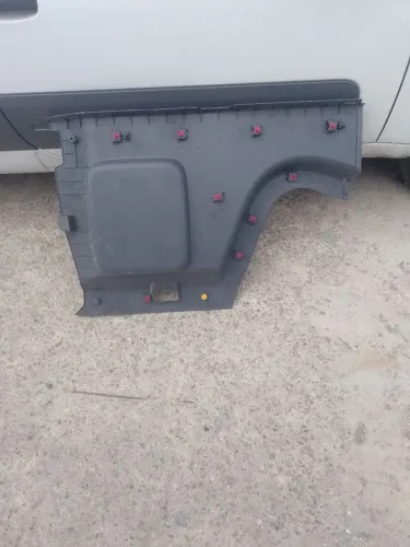 Vendo forro de furgão Fiorino novo jogo 4 peças zero