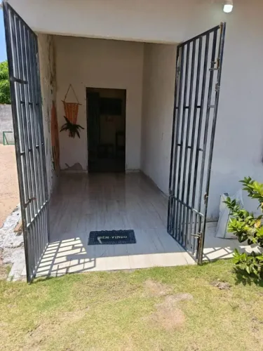 Casa de Praia em Paracuru - 2 Qts (1 Suíte), Quintal Amplo e Excelente Ventilação
