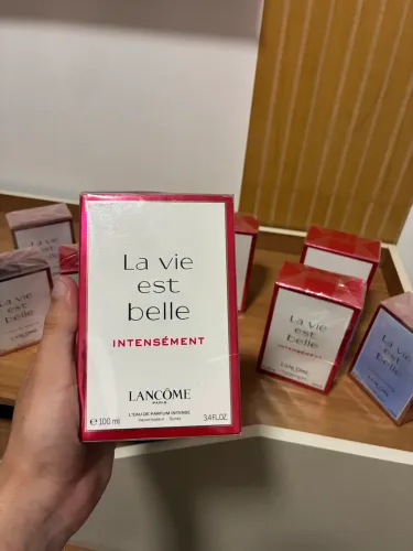 La Vie Est Belle - Lancôme Paris 