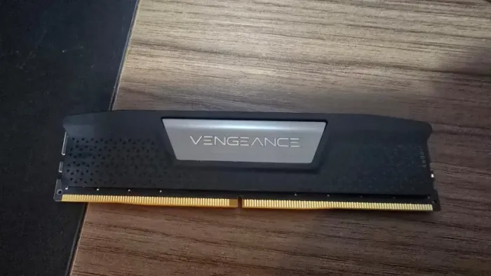 Memória RAM Vengeance DDR5 16 Gigas 5600 MT/s Latência 36