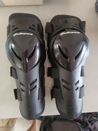 Joelheira Articulada Motociclista
