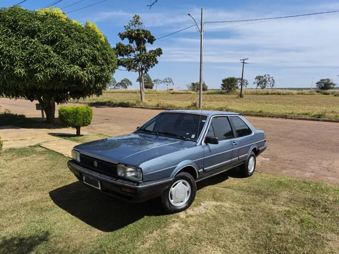 Volkswagen Santana Glsi / GLS 1.8/ 2.0 (álcool) 1987
