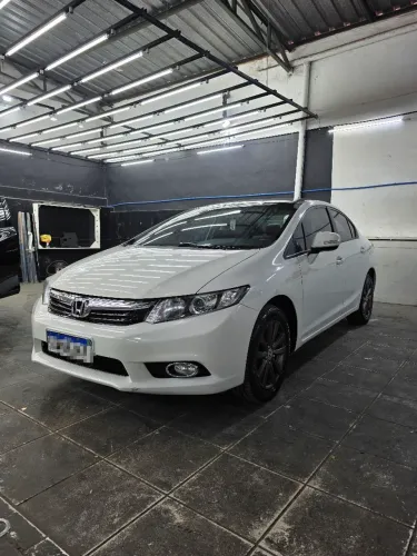 Honda Civic Sedan LXR 2.0 Flexone 16V Aut. 4P 2014
