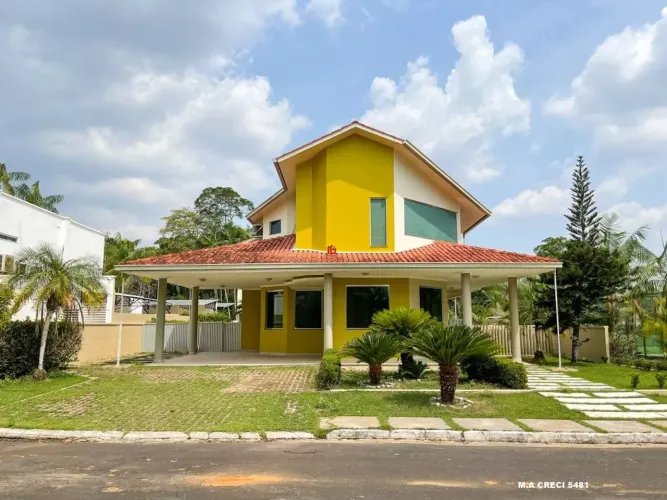 Casa Duplex com 4 Suítes Amplas com Armários no Itapuranga III/  800m²/ Piscina Ampla