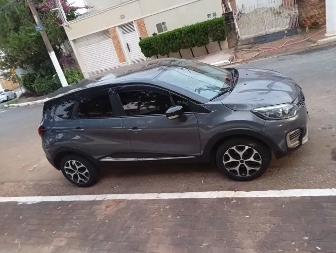 Renault Captur Intense 1.6 16V Flex 5P Aut. 2019