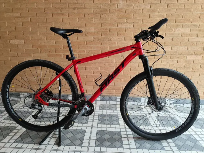 Bike First Smitt aro 29 tamanho 19 