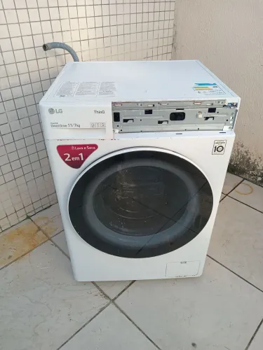 Máquina de lavar LG com defeito