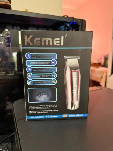 Máquina de Acabamento Kemei KM-032 Barba Cabelo Recarregável