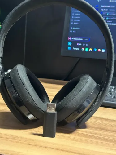 ? Headset Sony PlayStation Gold Wireless Original - PS4/PS5