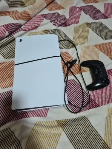 Ps5 slim 1tb, 1 controle preto
