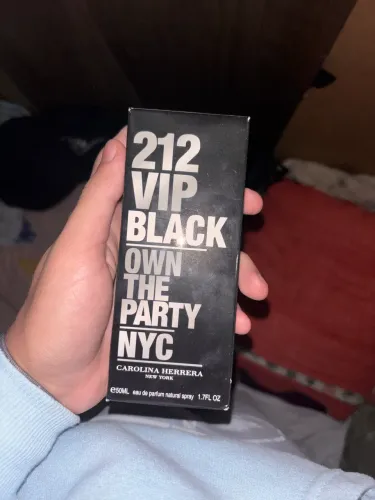 212 vip black