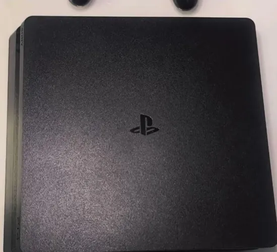 PS4 slim de 1 TB