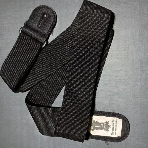 Correia para guitarra de nylon preta