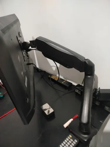 Vendo monitor AOC 24 polegadas com braço articulado 