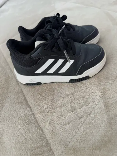Tenis adidas infantil Tam 26